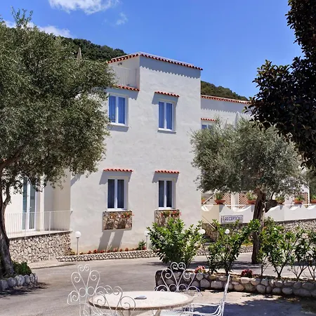 Vista Di Capri Hotel 4*