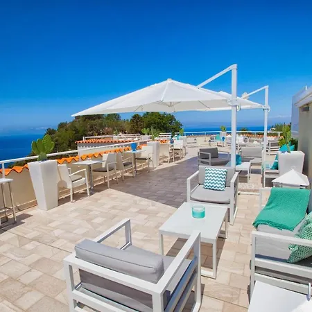 Vista Di Capri ホテル 4*